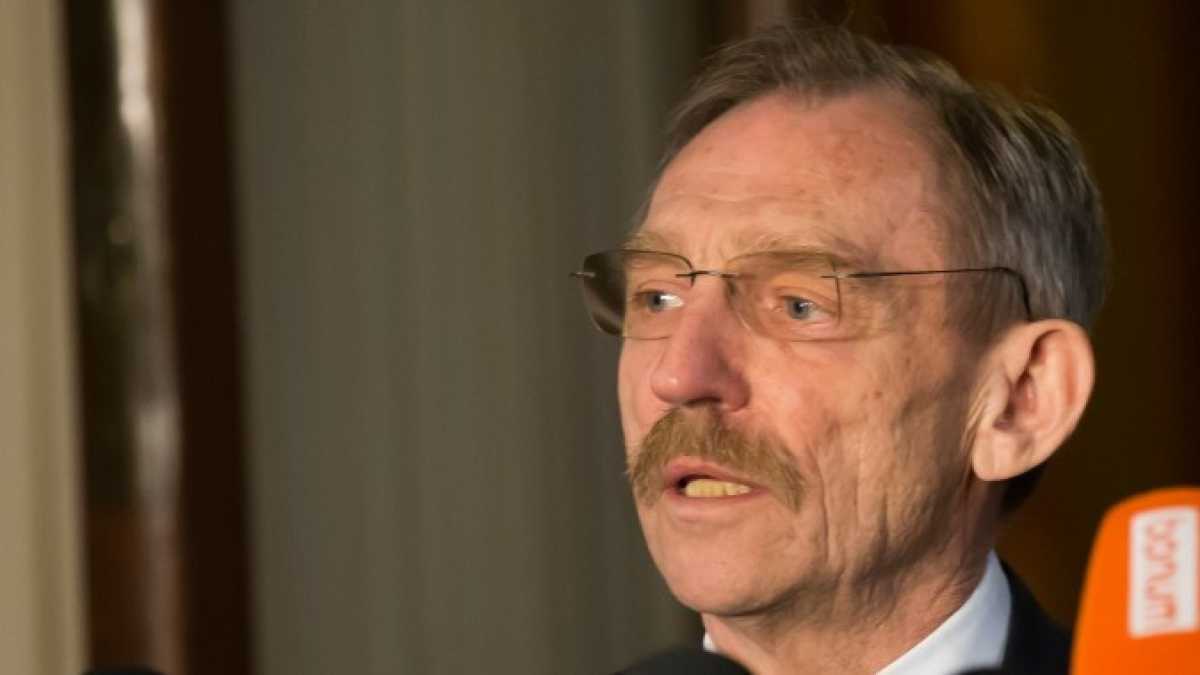 Immagine di La repressione della protesta ungherese porta il nome di Sándor Pintér