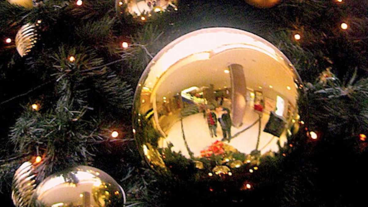 Immagine di L’euforia che manca, e lo specchio in cui guardare i Natali passati