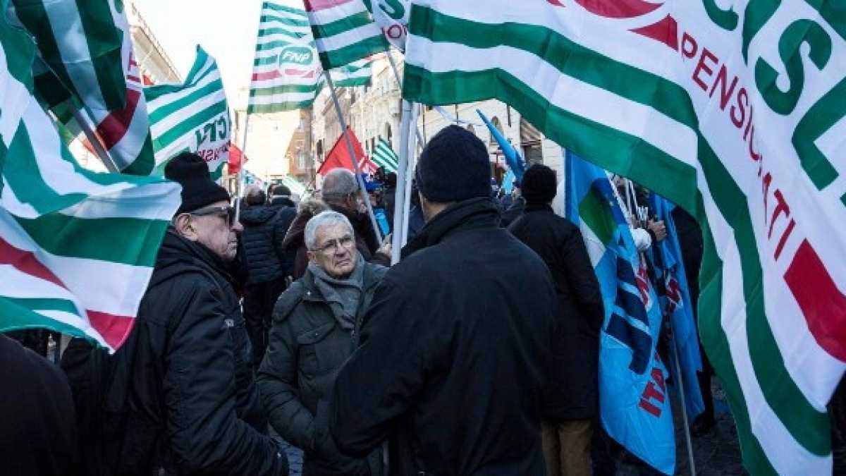 Immagine di Viva la rivolta dei pensionati contro la Manovra