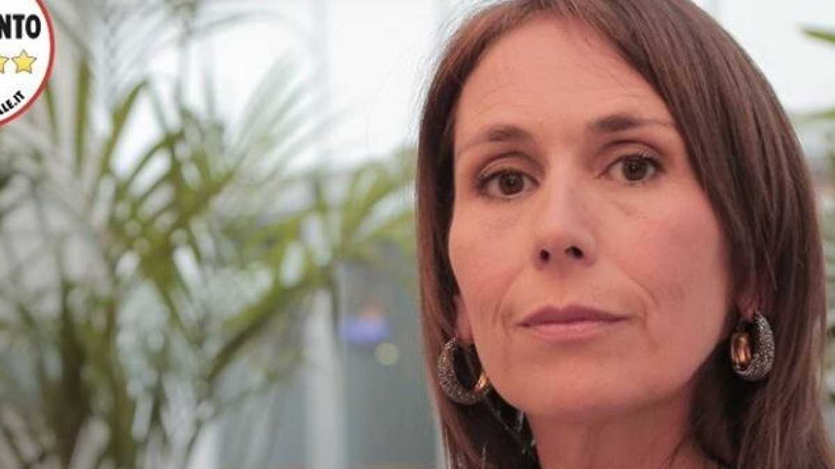 Immagine di Beghin, l’europarlamentare del M5s che si ricorda sempre degli amici
