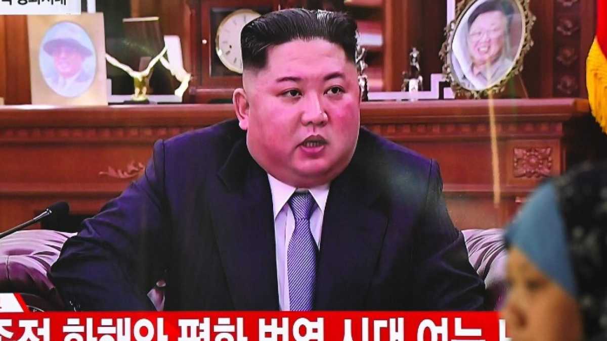 Immagine di Kim Jong-un si cambia d’abito ed entra nel club dei leader mondiali