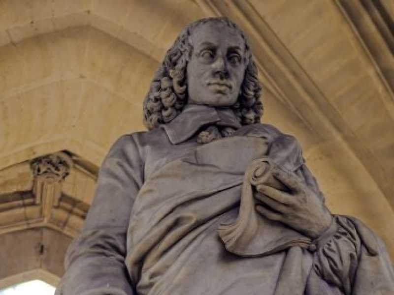 Una statua di Blaise Pascal (foto Yann Caradec via Flickr)