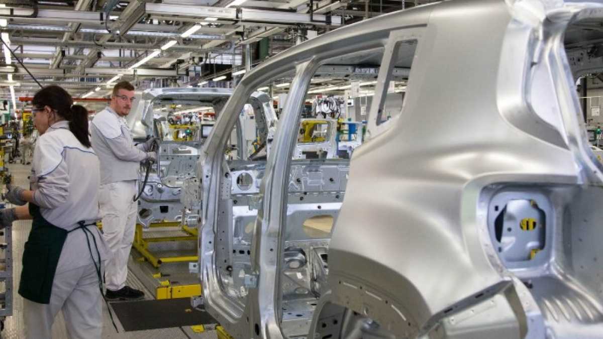 Immagine di La frenata dell’auto rischia di lasciare un deserto in Italia