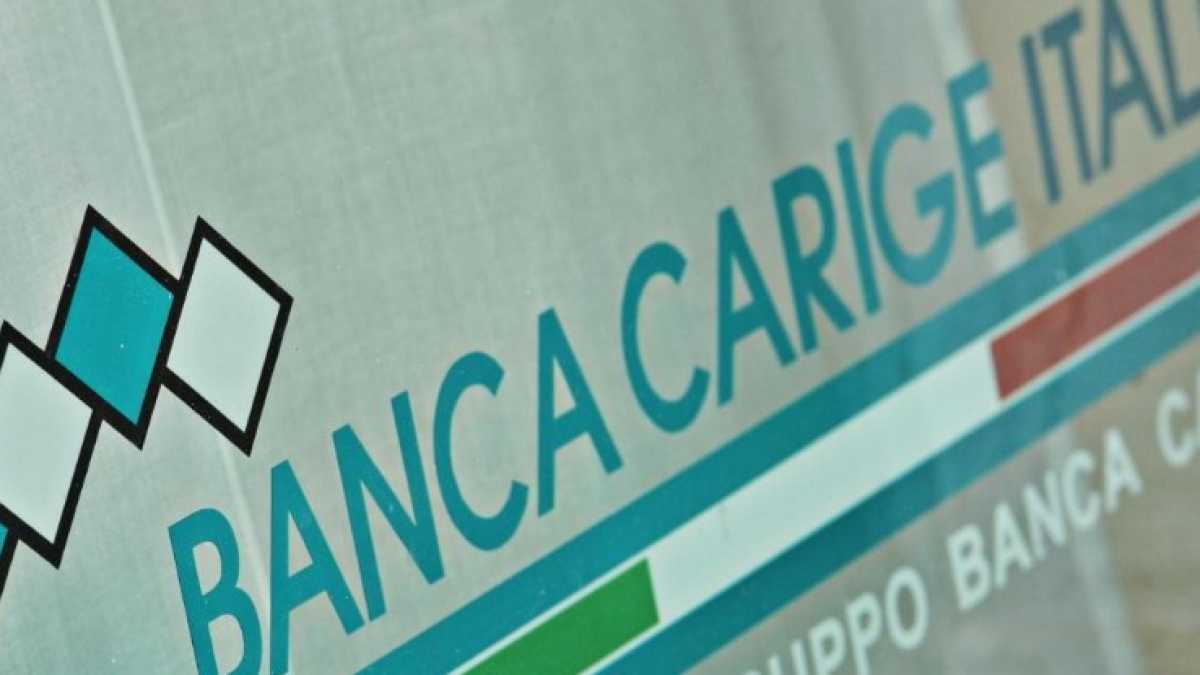 Immagine di La rabbia di Salvini sui migranti e il copia-incolla del governo su Carige