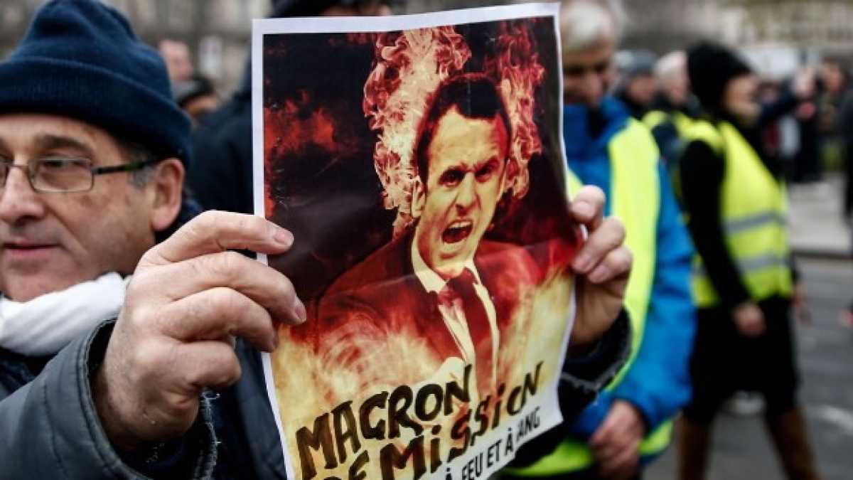 Immagine di I gilet gialli hanno un altro bersaglio: la rete Bfm.tv, colpevole di macronismo
