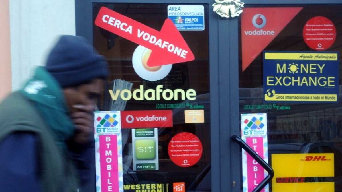 Immagine di Così con la tassa sulle rimesse il governo incentiva l'immigrazione