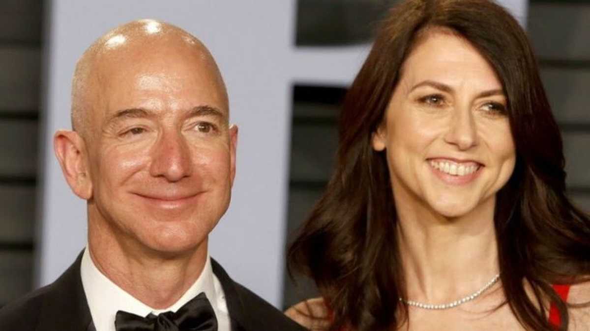 Immagine di Spunta Trump (a mezzo stampa) nel divorzio dell’anno, quello dei Bezos