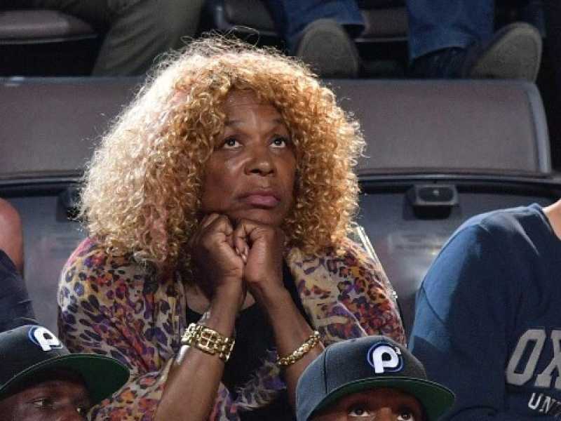 Al centro Oracene Williams, madre di Serena Williams (foto LaPresse)