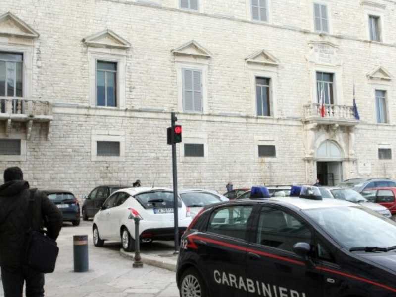 Trani ,processo contro le agenzie di rating Fitch e Standard & Poor's (foto LaPresse)