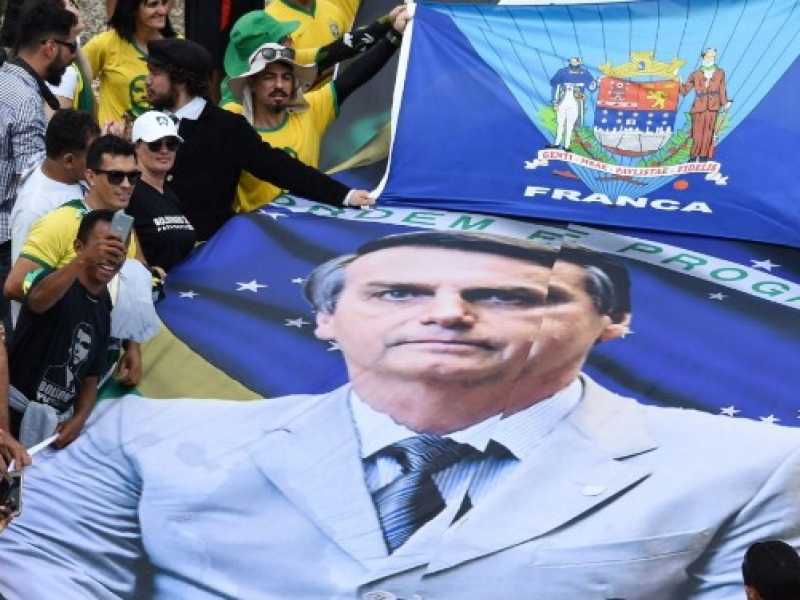 Sostenitori di Jair Bolsonaro (foto LaPresse)