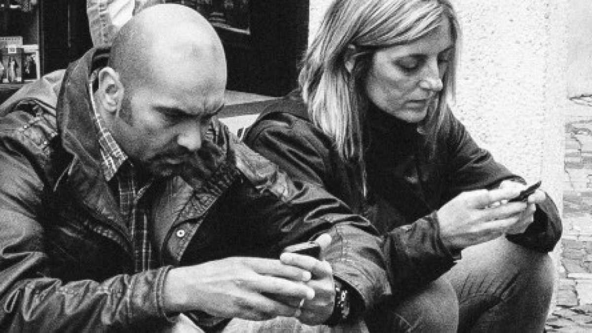 Immagine di Ammettiamolo, l’uso degli smartphone ci è sfuggito di mano