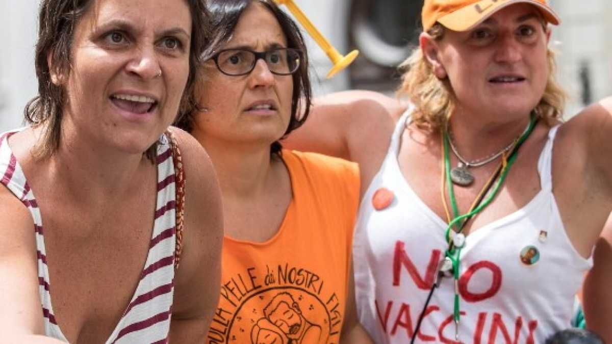 Immagine di I no vax sbarcano alla Camera