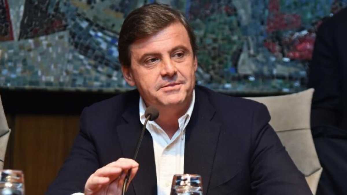 Immagine di Ecco il manifesto di Calenda per le elezioni europee