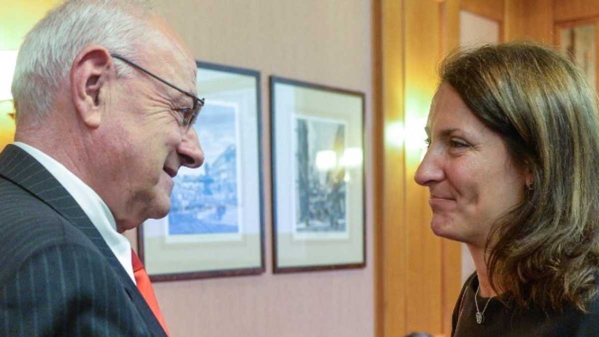 Immagine di "Elio è immenso". Ruocco, Lannutti e un problema di coerenza sull'antisemitismo