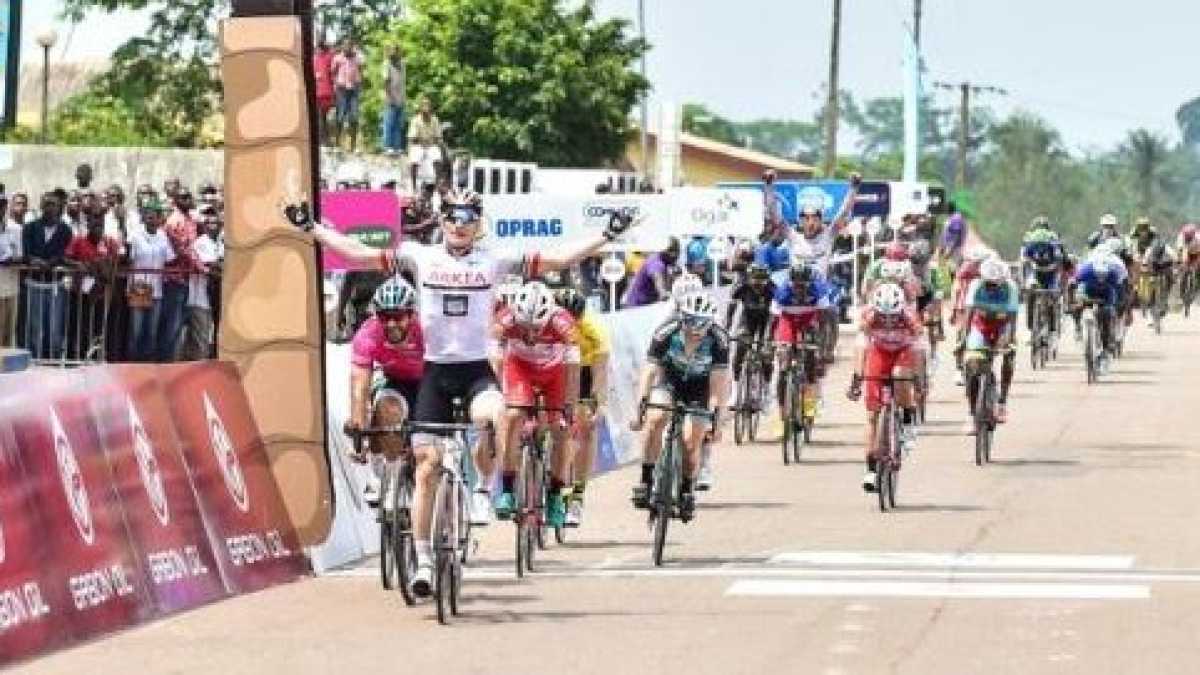 Immagine di Greipel e la pazienza dei re. Il tedesco vince alla Tropicale Amissa Bongo