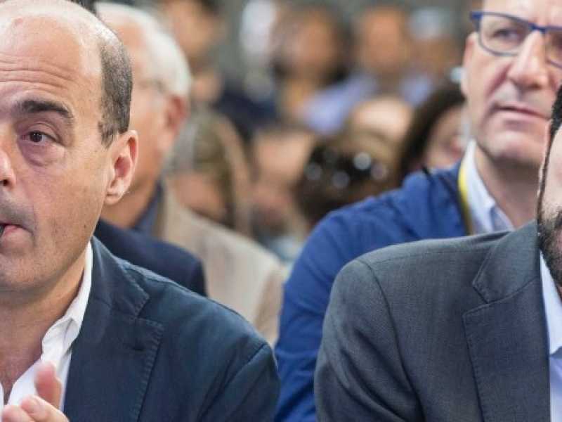 I due favoriti alla segretaria del Pd: Nicola Zingaretti e Maurizio Martina (Foto LaPresse)