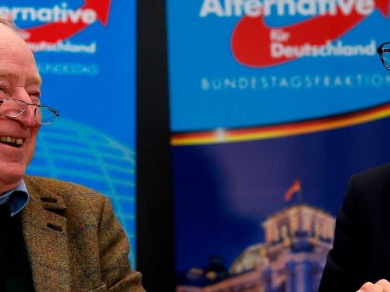 I leader dell'Afd Alexander Gauland e Alice Weidel ad una conferenza stampa (Foto LaPresse) 