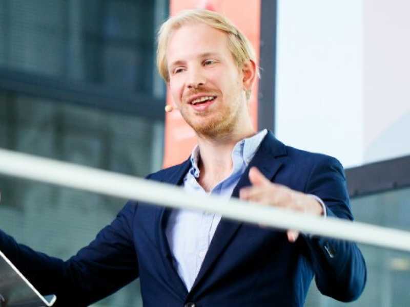 Rutger Bregman in una foto pubblicata da Maand van de Geschiedenis su Flickr