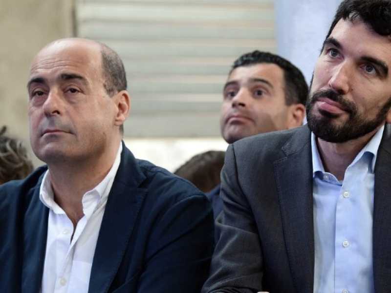 Nicola Zingaretti e Maurizio Martina (foto LaPresse)