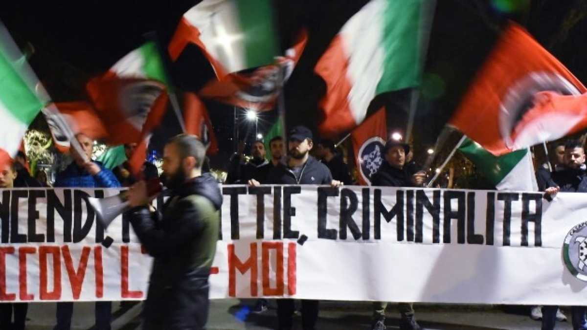 Immagine di Salvini e CasaPound