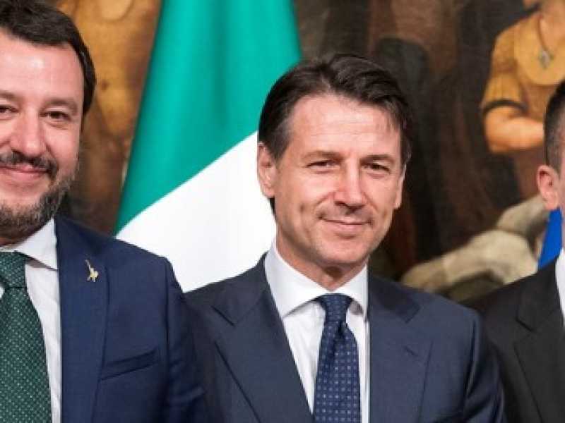 Matteo Salvini, Giuseppe Conte e Luigi Di Maio (foto LaPresse)
