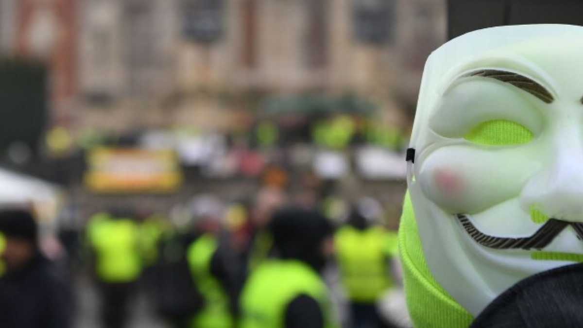 Immagine di I complotti col gilet giallo