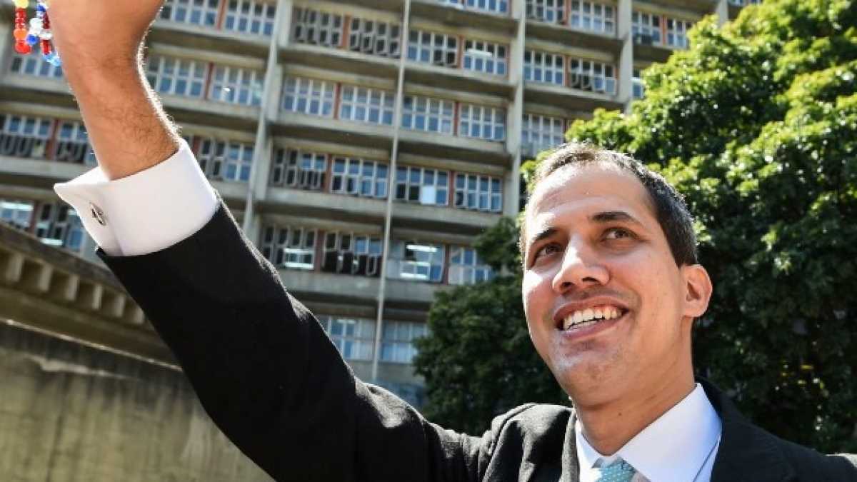 Immagine di Il sottosegretario Merlo ci spiega la linea (ambigua) dell'Italia sul Venezuela