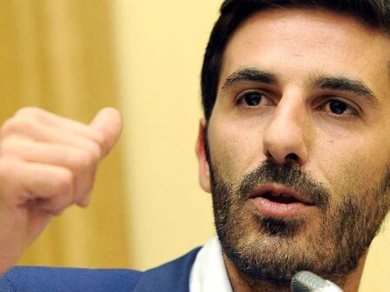 Alessio Villarosa alla presentazione del programma banche del M5s (foto LaPresse)