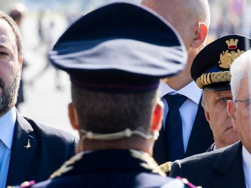 Sergio Mattarella e Matteo Salvini (foto LaPresse)