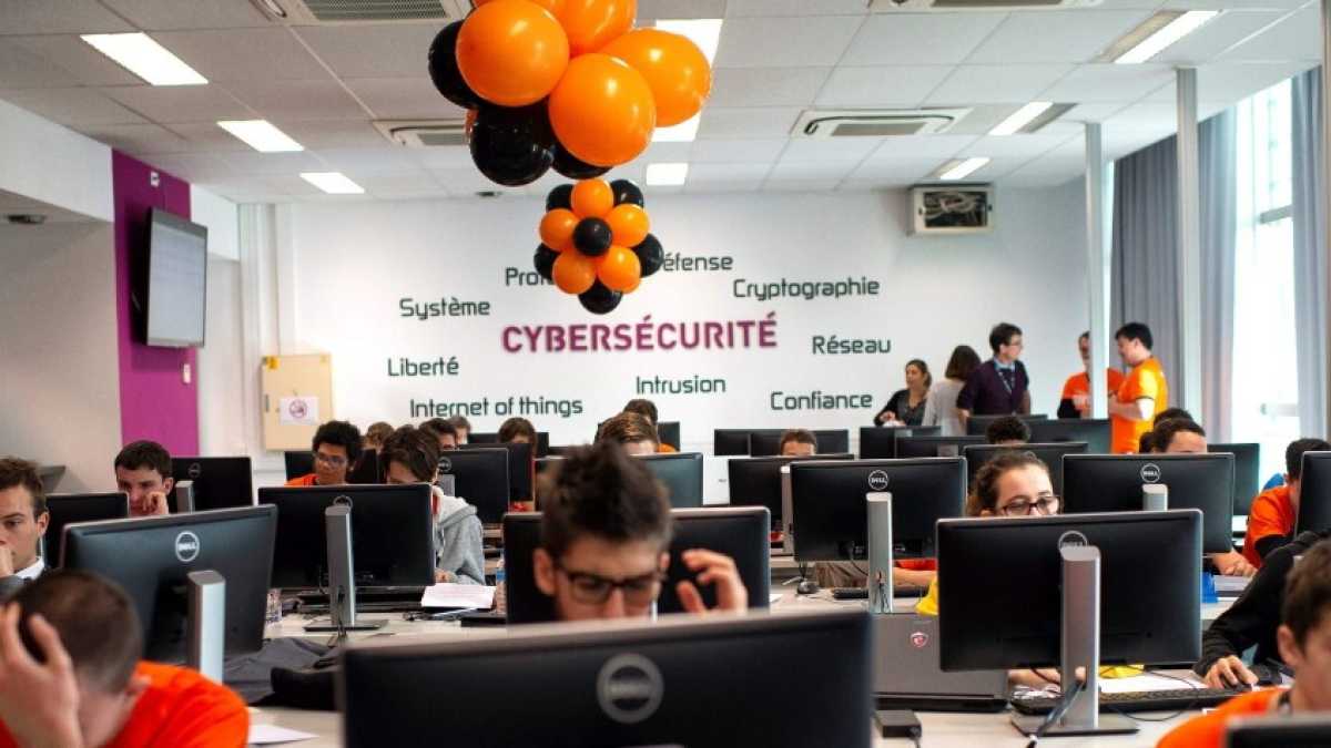 Immagine di Se navigare in internet è facile, il merito è tutto dell'Europa