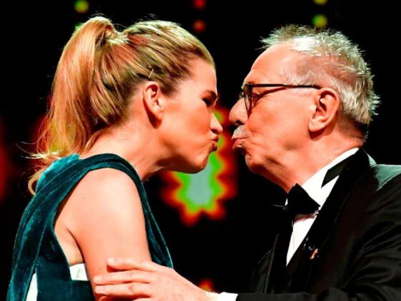 L'attrice Anke Engelke e il direttore della Berlinale Dieter Kosslick (foto LaPresse)