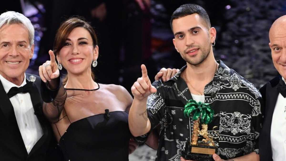 Immagine di Vince Mahmood. E Sanremo diventa un quattro marzo un po' per tutti