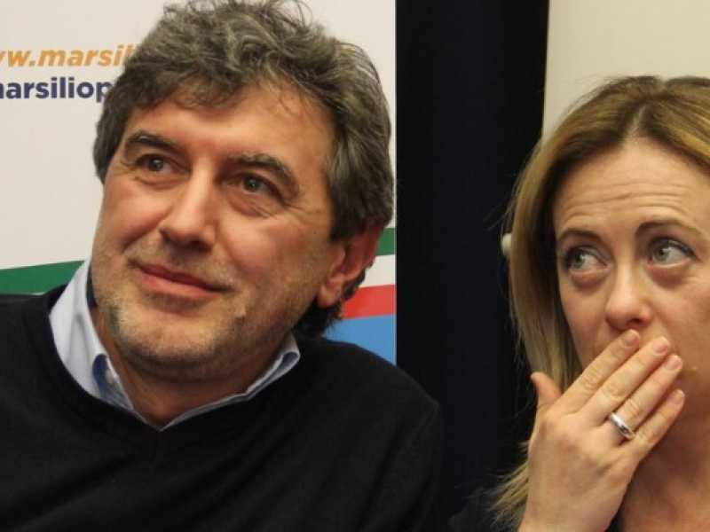 Marco Marsilio con Giorgia Meloni (foto LaPresse)