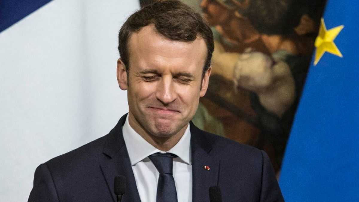 Immagine di Il consigliere dimesso, i guai del bodyguard e il piano B di Macron