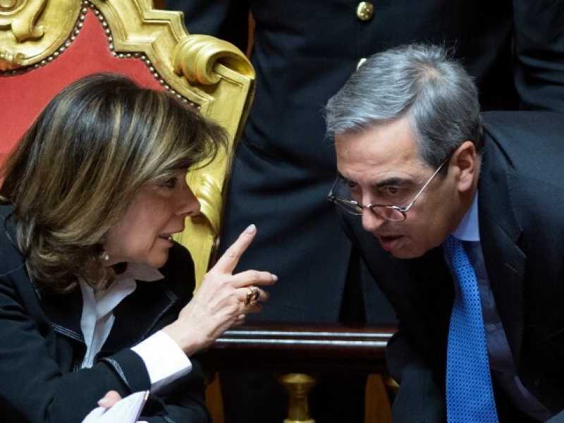 Maurizio Gasparri col presidente del Senato, Maria Elisabetta Alberti Casellati (foto LaPresse)