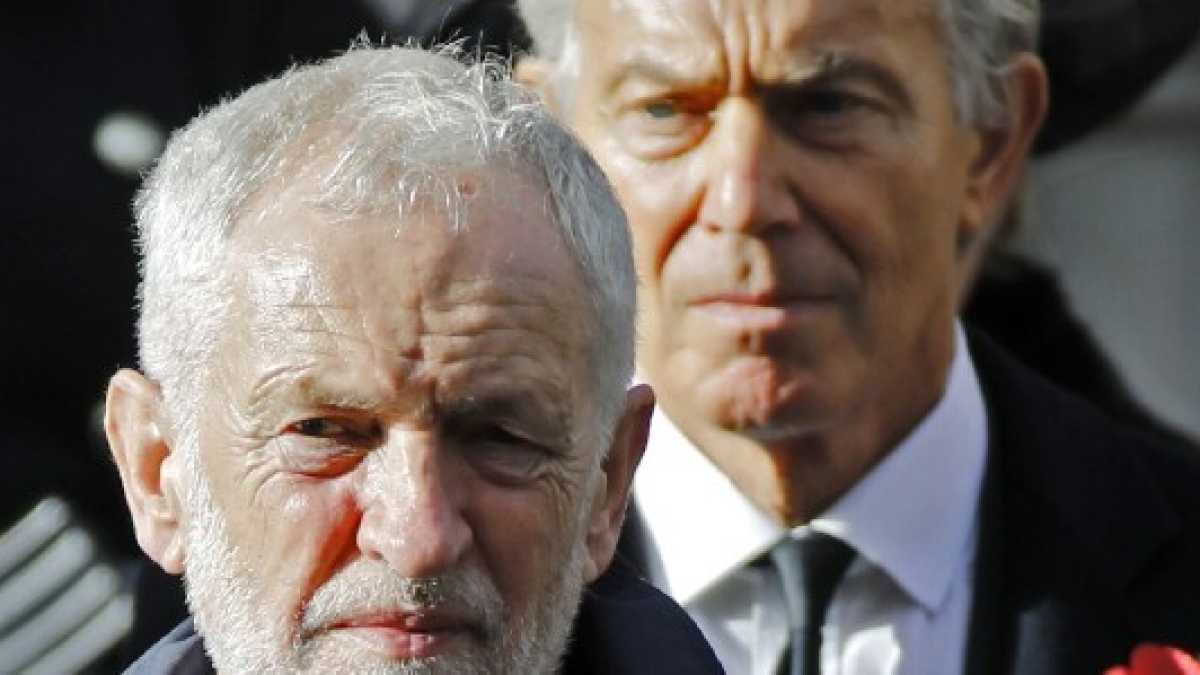 Immagine di Blair contro Corbyn sull’antisemitismo