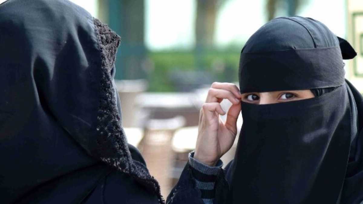 Immagine di 2019, fuga delle donne dai regni arabi