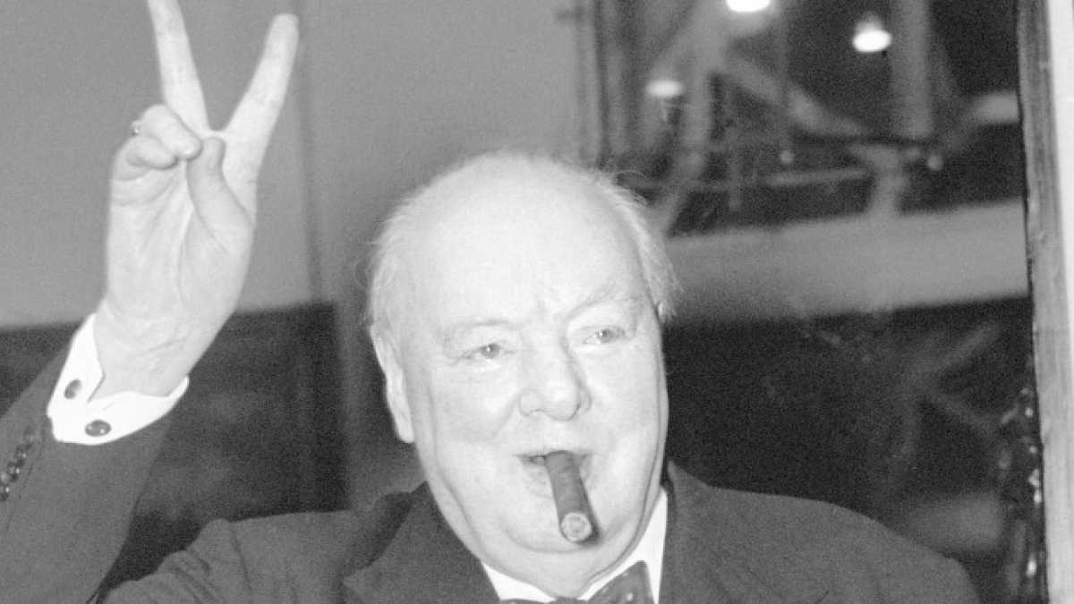 Immagine di Anche il "criminale" Churchill è una vittima della guerra alla storia