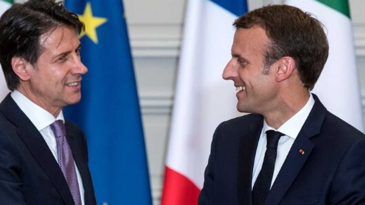 Immagine di Tregua nella guerra tra Francia e Italia. L'ambasciatore francese torna a Roma
