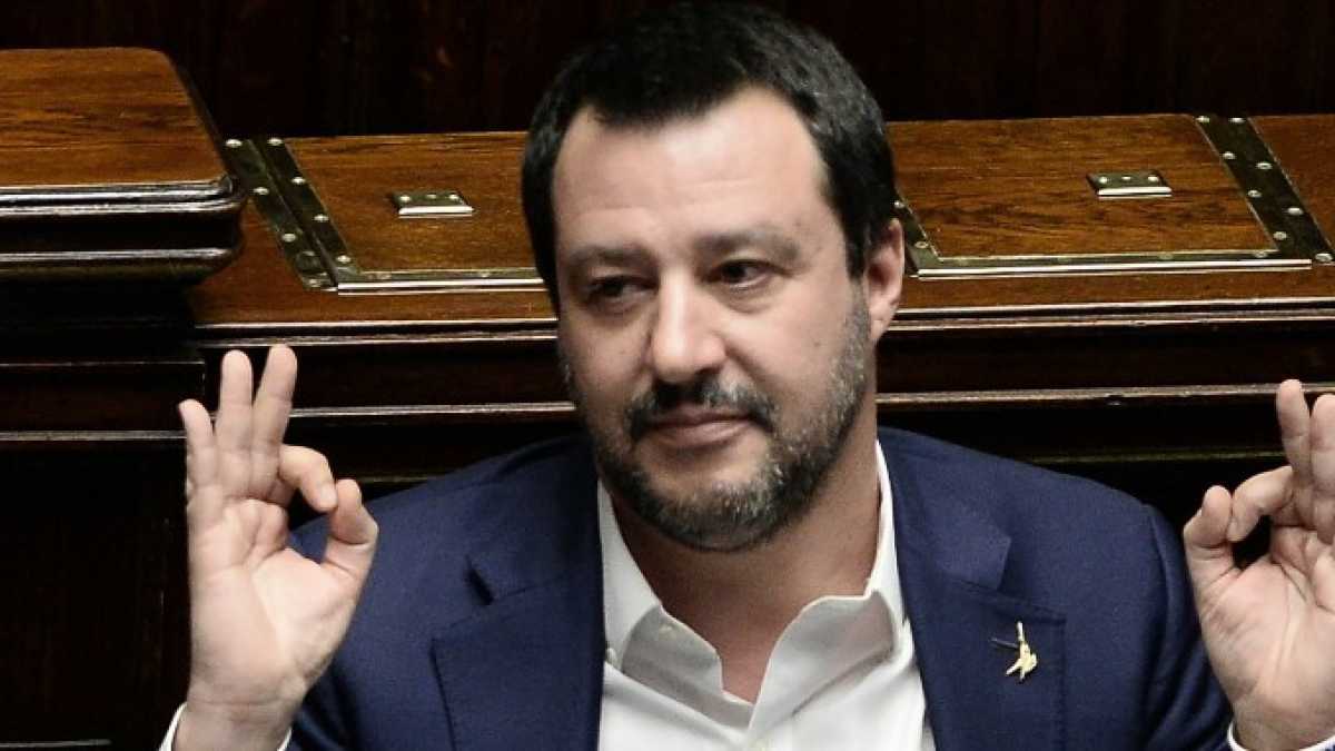 Immagine di Da San Valentino a Sanremo, per favore dite a Salvini "voi cosa ne pensate"