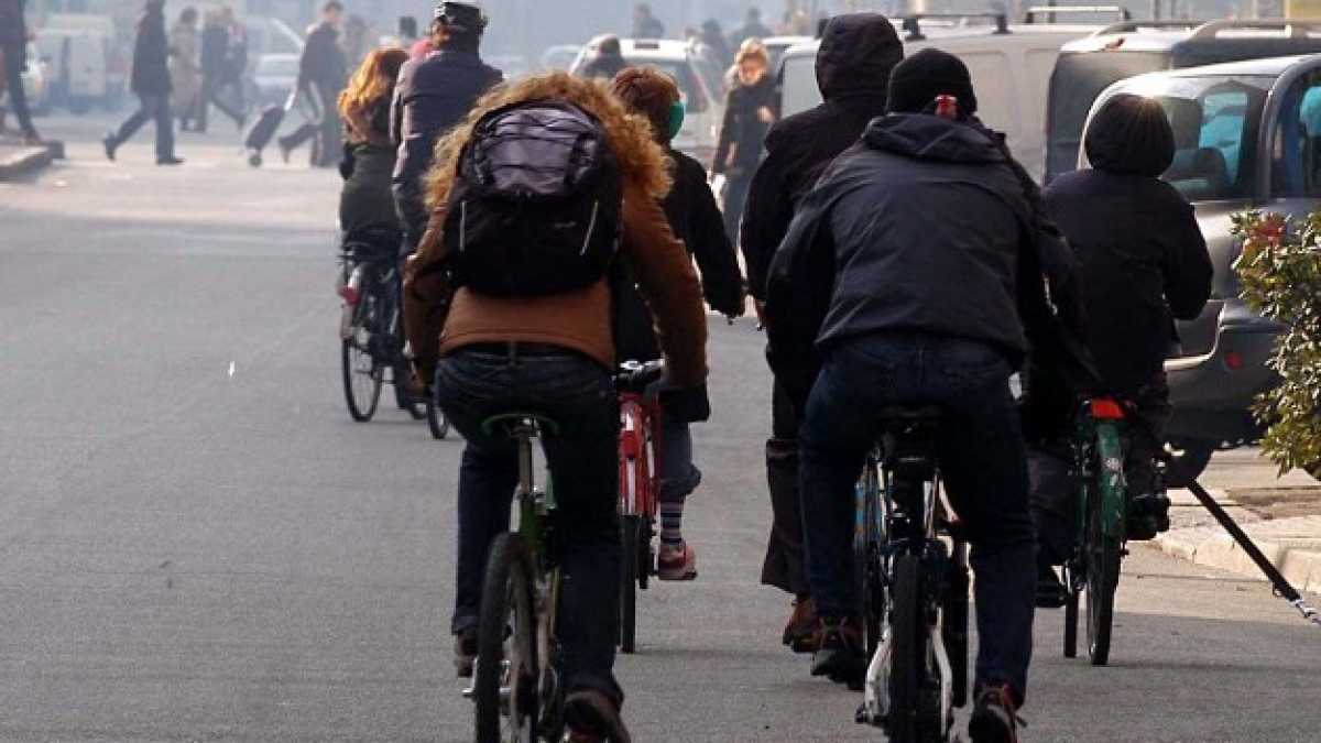 Immagine di Elogio dell’accisa. L’analisi costi-benefici sulla Tav dovrebbe convincere Toninelli a vietare le biciclette