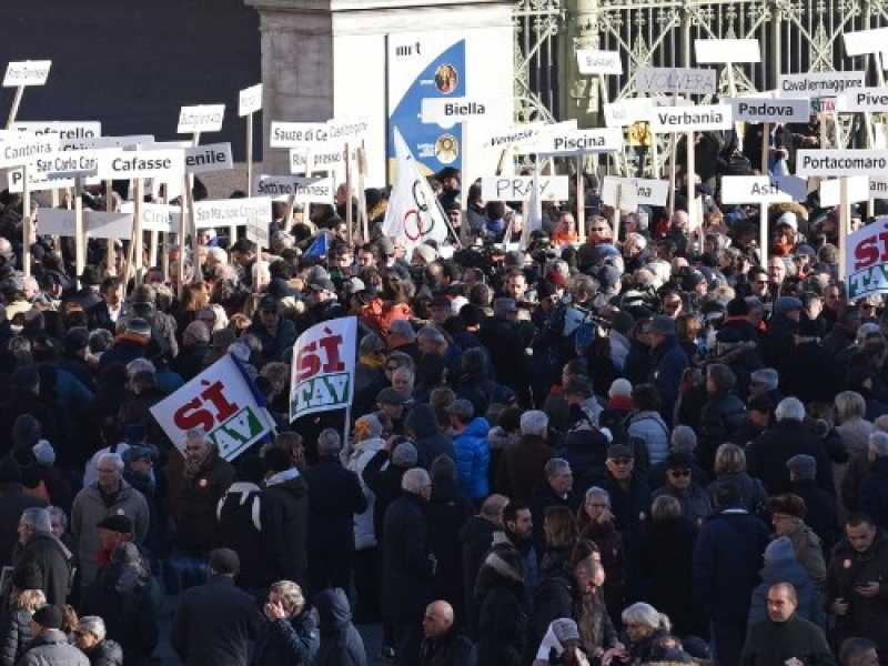 La manifestazione Sì Tav a Torino dello scorso gennaio (foto LaPresse)