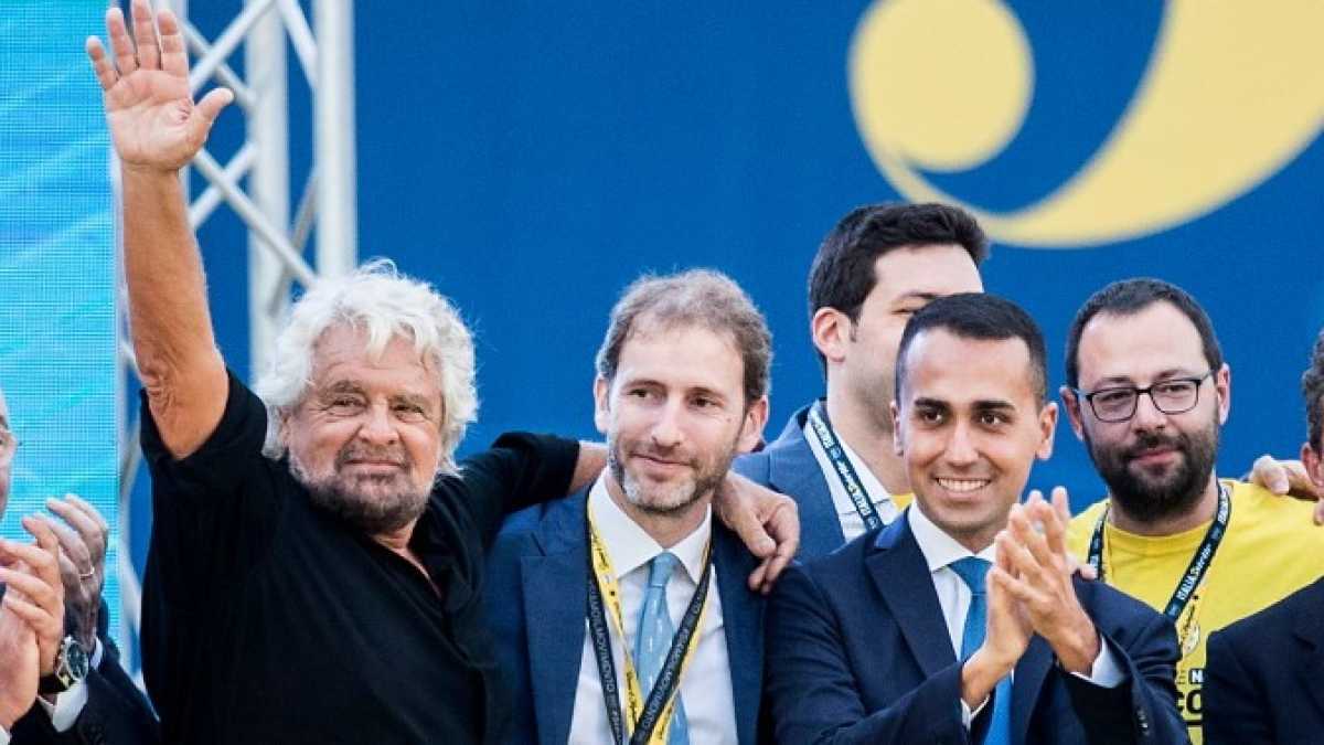 Immagine di Se i vertici del M5s non si fidano della capacità di giudizio della base