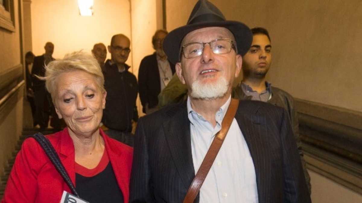 Immagine di I genitori di Renzi e la giustizia usata per drogare la pubblica opinione