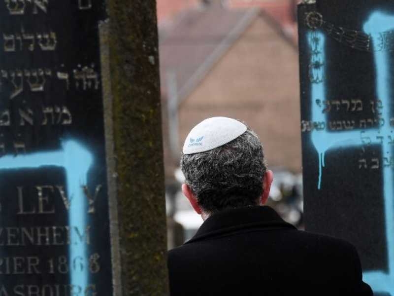 Se le aggressioni antisemite contano meno dei gattini