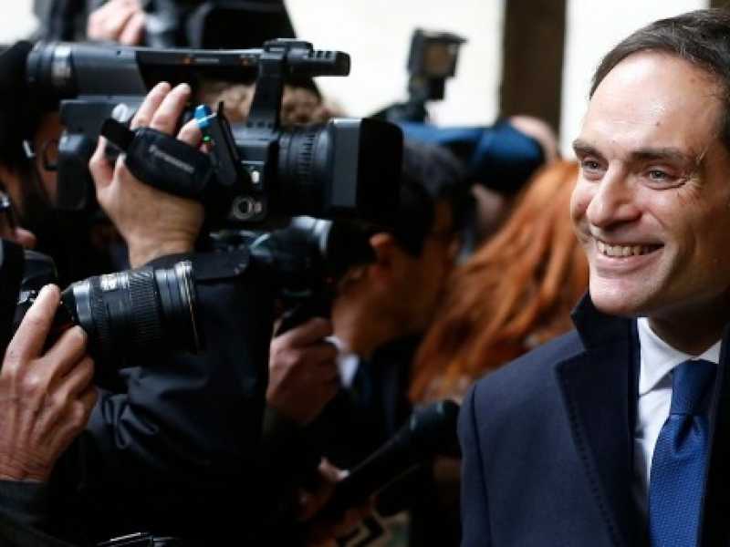 Francesco Urraro nel porticato di Sant&rsquo;Ivo alla Sapienza. Foto LaPresse