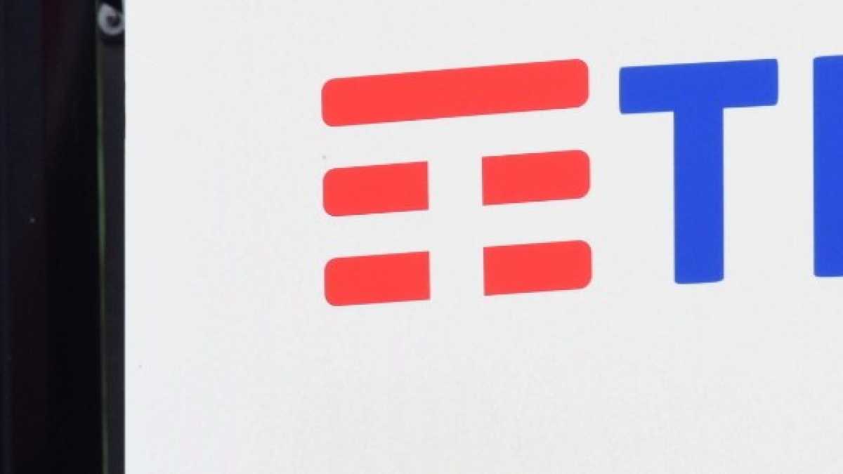 Immagine di Contrordine alla Tim