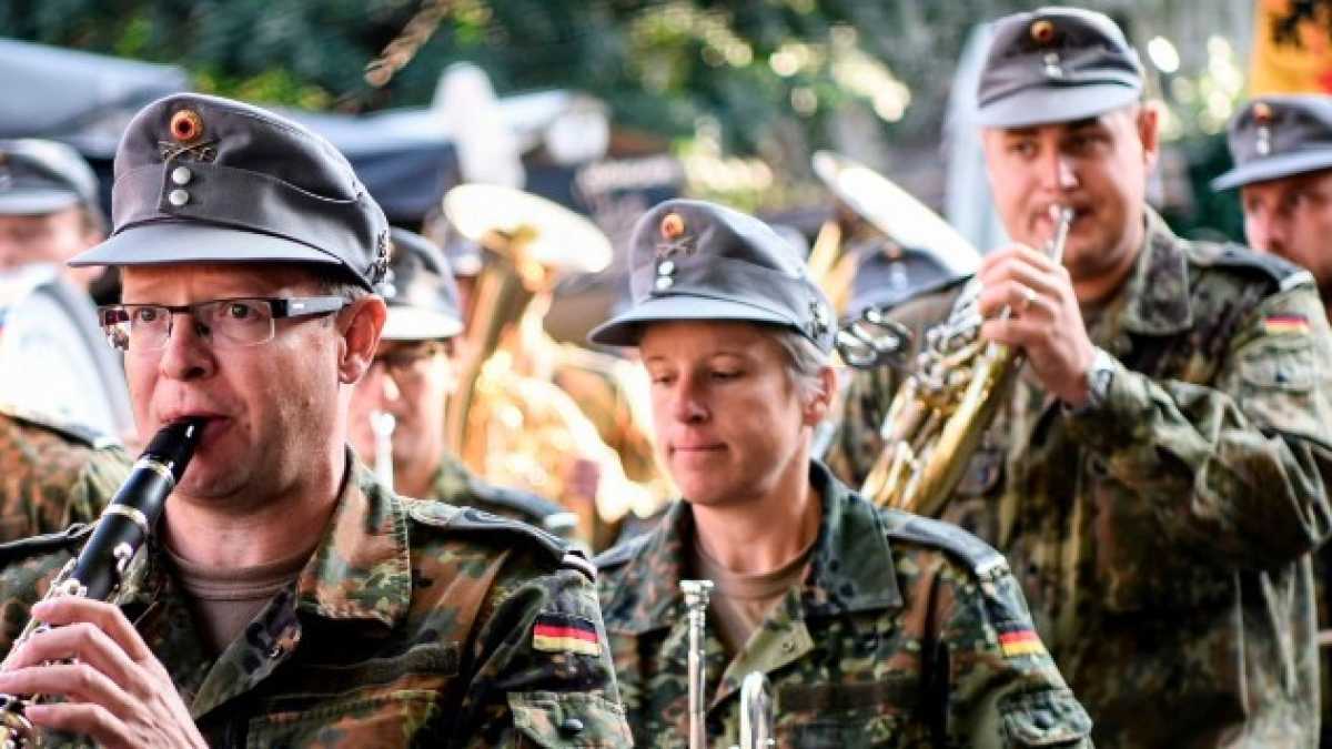 Immagine di La Germania e i suoi soldati di sventura. Il problema di un esercito guardato male