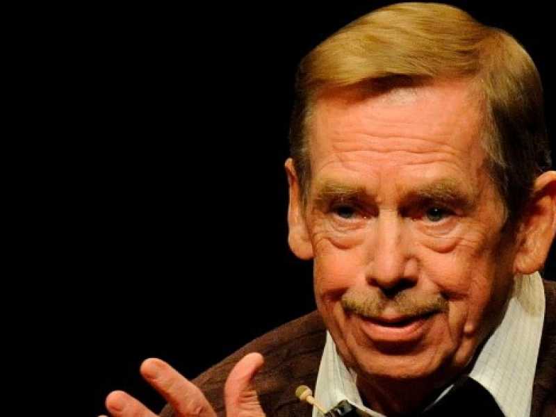 Il dissidente ceco e primo presidente della Repubblica Ceca, Vaclav Havel (Foto LaPresse)