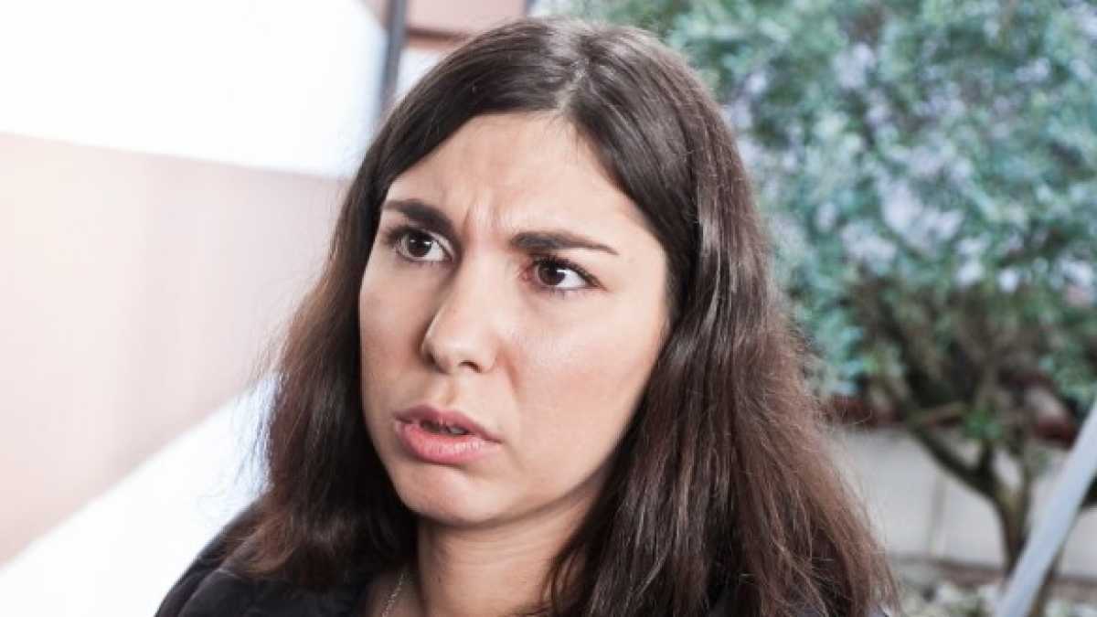 Immagine di L’inizio della storia politica di Giulia Sarti, che spiega la sua fine